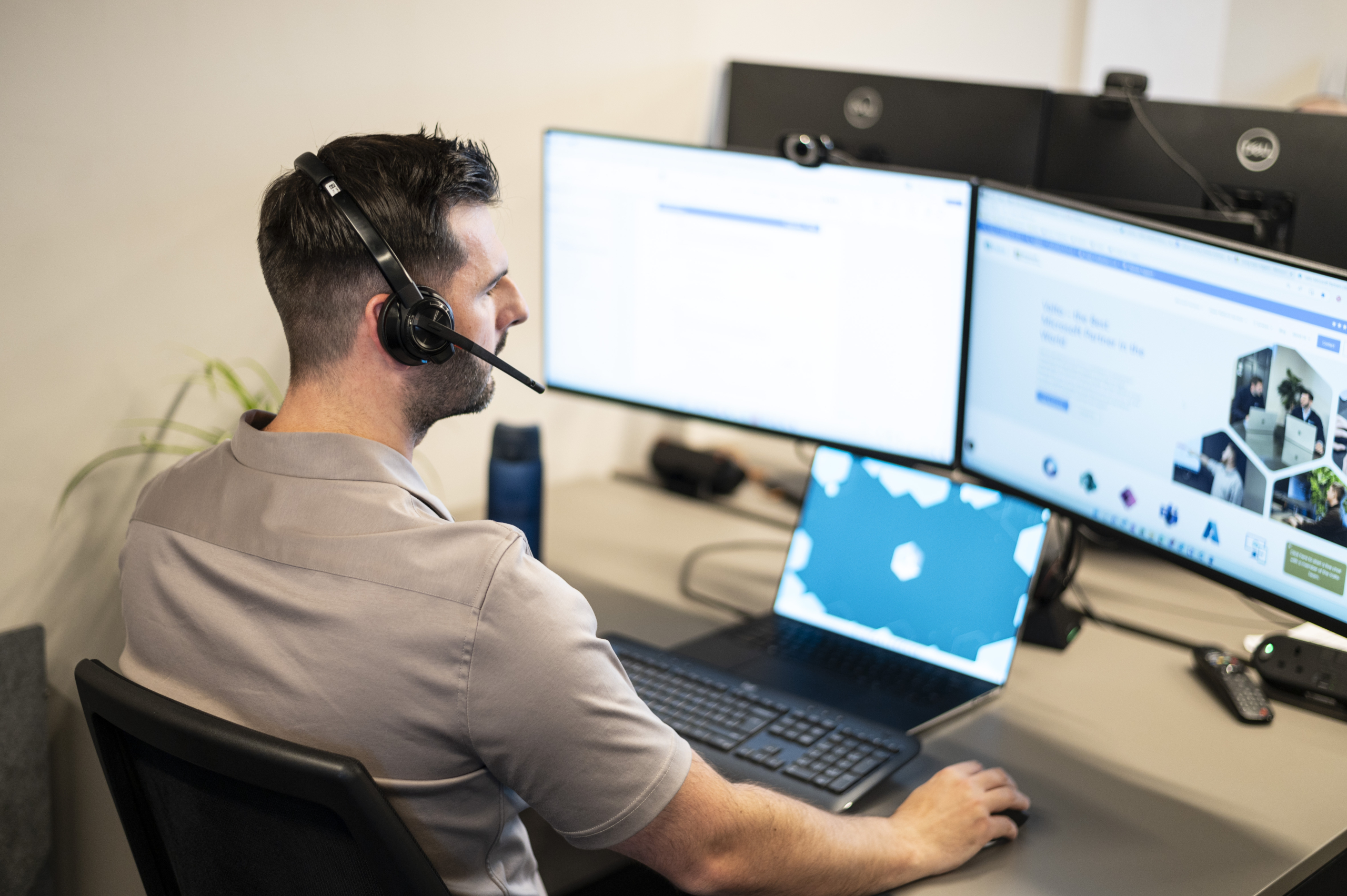 SharePoint intranet expert building a new portal
